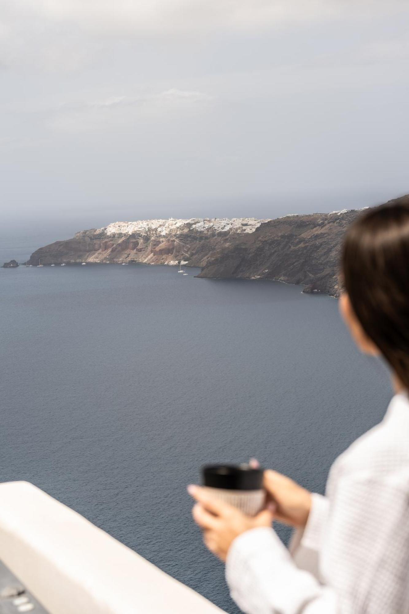 Rocabella Santorini Hotel & Spa 易莫洛林 外观 照片