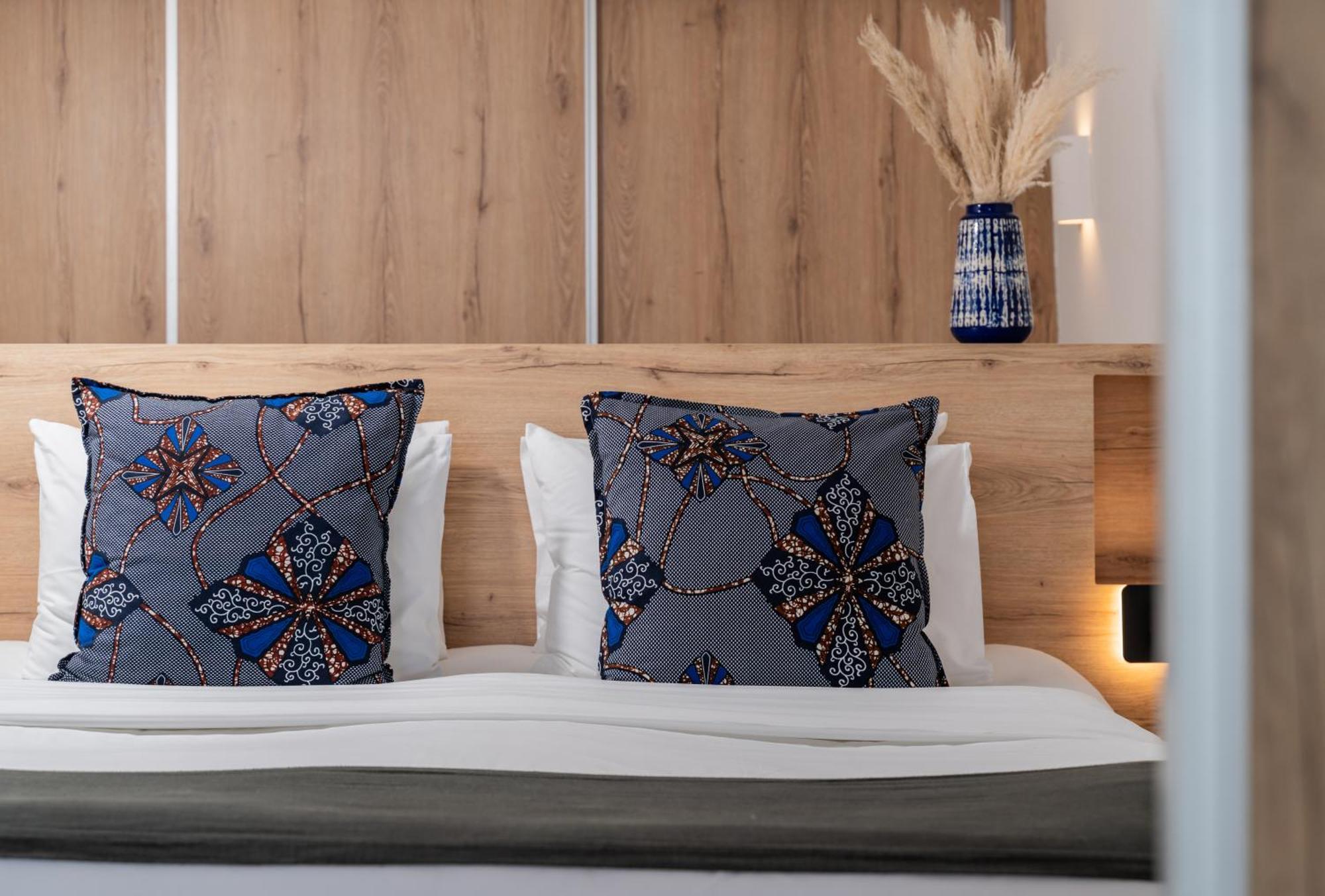 Rocabella Santorini Hotel & Spa 易莫洛林 外观 照片