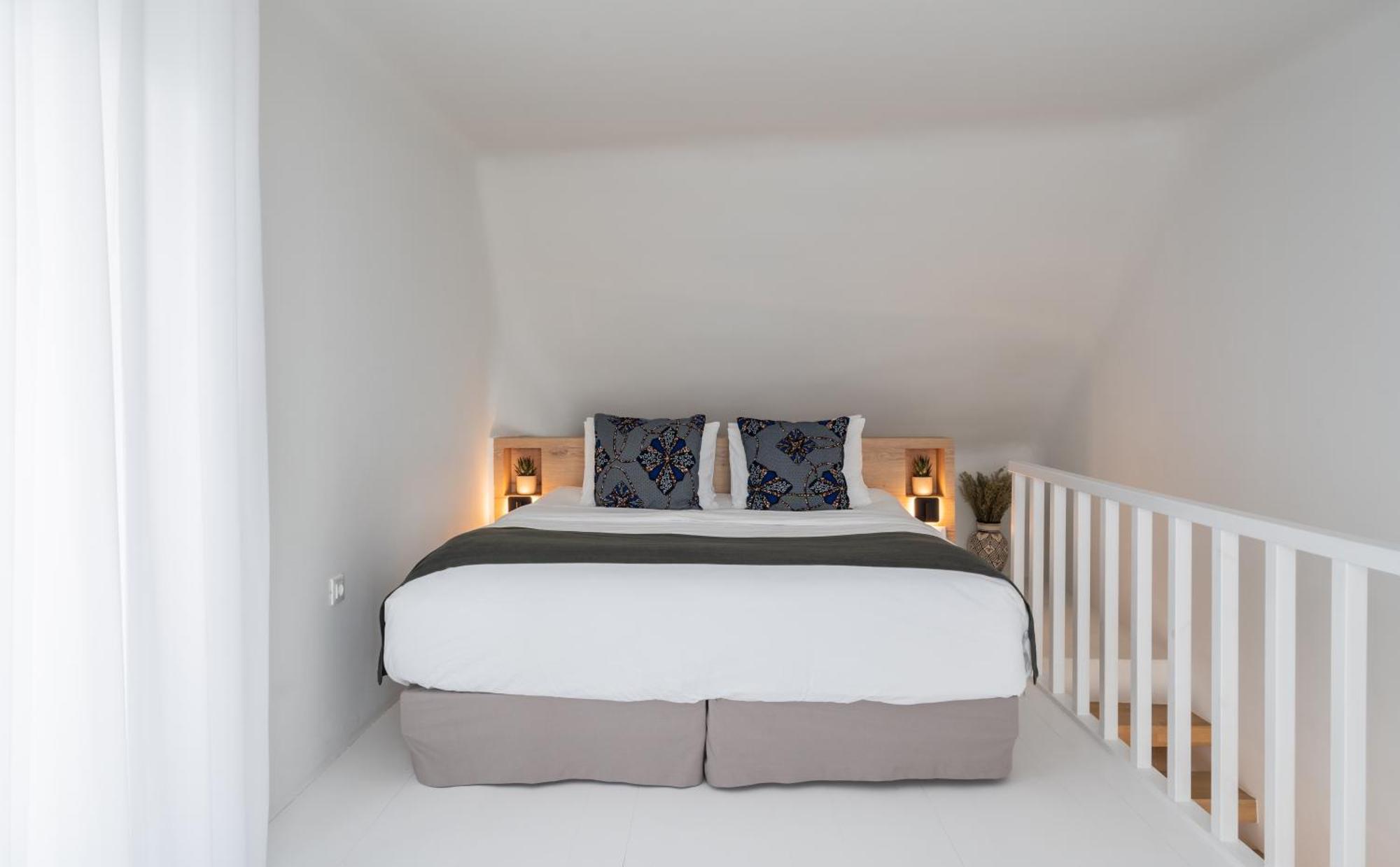 Rocabella Santorini Hotel & Spa 易莫洛林 外观 照片
