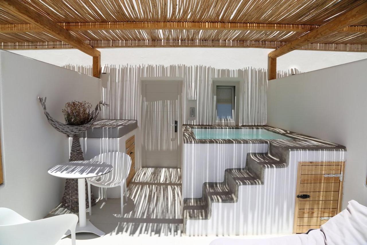 Rocabella Santorini Hotel & Spa 易莫洛林 外观 照片