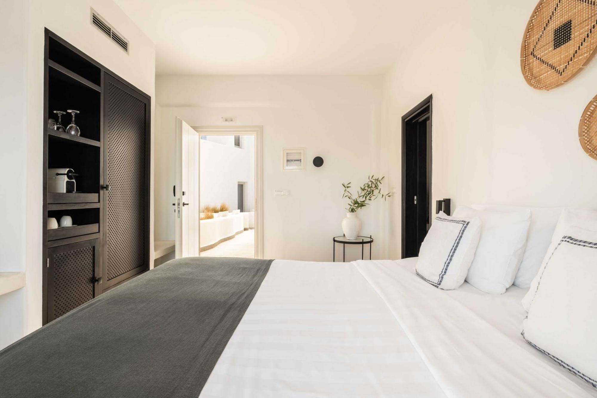 Rocabella Santorini Hotel & Spa 易莫洛林 外观 照片