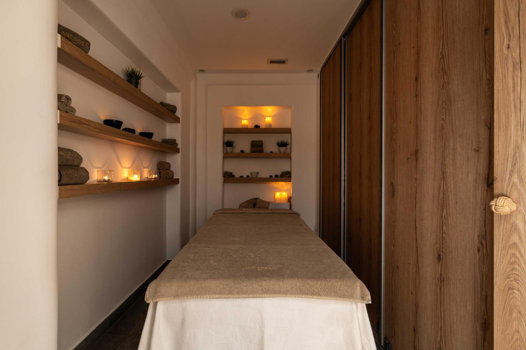 Rocabella Santorini Hotel & Spa 易莫洛林 外观 照片